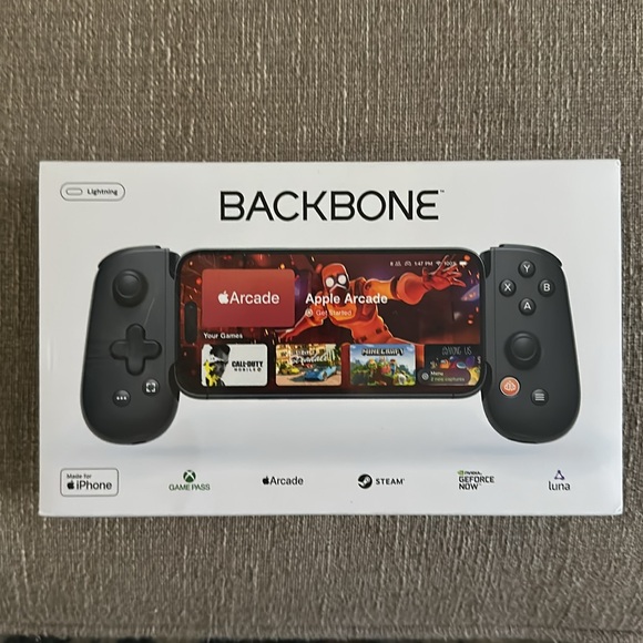 Backbone One mobile gaming device-lightning - Picture 4 of 5